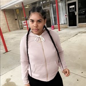 Meet your Posher, Ayanna